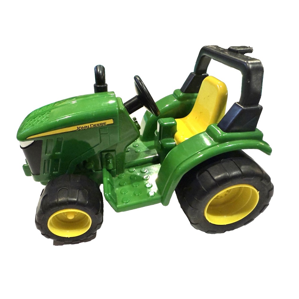 John Deere TOMY Toy Tractor Push Along Plastic Farm Vehicle with Hitch F0515YL00